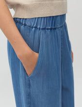 Lade das Bild in den Galerie-Viewer, MBYM Anjelica-M Hose Mid Vintage Wash