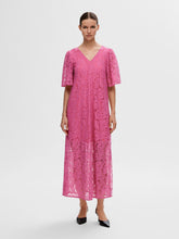 Lade das Bild in den Galerie-Viewer, SELECTED SLFSienna V-Neck Lace Midi Dress
