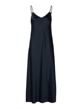 Lade das Bild in den Galerie-Viewer, SELECTED SLFTalia-Lena Slip Dress Dark Sapphire

