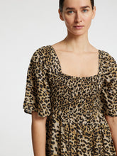 Lade das Bild in den Galerie-Viewer, SELECTED SLFDora Aop Ankle Dress Black Aop