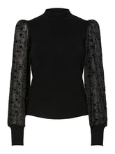 Lade das Bild in den Galerie-Viewer, YAS YASDotme Knit Pullover Noos - Black Flowers