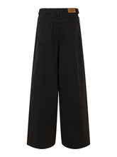 Lade das Bild in den Galerie-Viewer, YAS YASLami Jeans - Dark Brown Denim