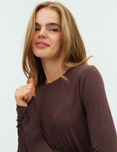 Lade das Bild in den Galerie-Viewer, MBYM Christina-M Longsleeve - Java
