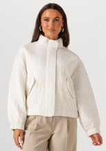 Lade das Bild in den Galerie-Viewer, YAS YASFipura Quilted Jacket Noos - Birch
