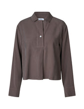 Lade das Bild in den Galerie-Viewer, Elio-M Bluse - Chocolate Brown
