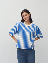 Lade das Bild in den Galerie-Viewer, MBYM Emrys-M T-Shirt Sapphire Stripe
