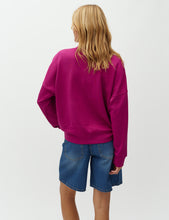 Lade das Bild in den Galerie-Viewer, Gill-M Sweatshirt - Radiant Raspberry
