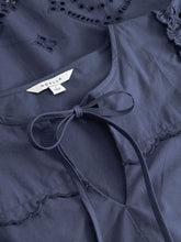 Lade das Bild in den Galerie-Viewer, N-Monica Kleid - Dusty Blue
