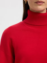 Lade das Bild in den Galerie-Viewer, SELECTED SLFKamma Knit Roll Neck Noos - Equestrian Red
