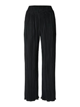 Lade das Bild in den Galerie-Viewer, SELECTED SLFEllie Plisse Pant Black
