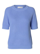 Lade das Bild in den Galerie-Viewer, SELECTED SLFElinna New Knit Top Cornflower Blue
