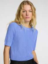 Lade das Bild in den Galerie-Viewer, SELECTED SLFElinna New Knit Top Cornflower Blue
