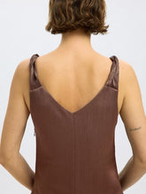 Lade das Bild in den Galerie-Viewer, SELECTED SLFNora Twisted Ankle Strap Dress Chestnut
