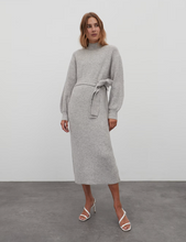 Lade das Bild in den Galerie-Viewer, EDITED Silvie Dress Grey Mel
