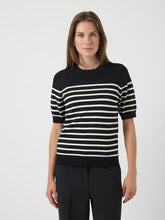 Lade das Bild in den Galerie-Viewer, YAS YASLena Knit Pullover Noos - Black Birch Stripes
