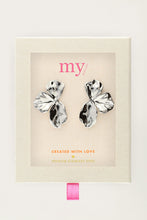 Lade das Bild in den Galerie-Viewer, MY JEWELLERY Iconic Ohrringe halbe Blüte silber
