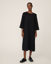 Lade das Bild in den Galerie-Viewer, MOSS COPENHAGEN MSCHPetua Ima Q 3/4 Sweat Dress Black
