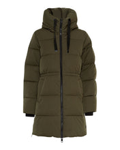 Lade das Bild in den Galerie-Viewer, MOSS COPENHAGEN MSCHMola Pavinaria Jacket - Forest Night
