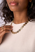 Lade das Bild in den Galerie-Viewer, MY JEWELLERY Kette mit &quot;gehämmerten&quot; Münzen
