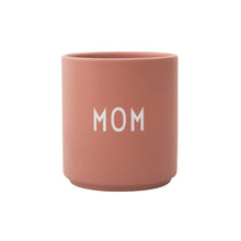 Lade das Bild in den Galerie-Viewer, DESIGN LETTERS Favourite Cups - Mom
