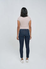 Lade das Bild in den Galerie-Viewer, DAWN Mid Sun Slim Jeans
